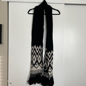 Knitted Scarf